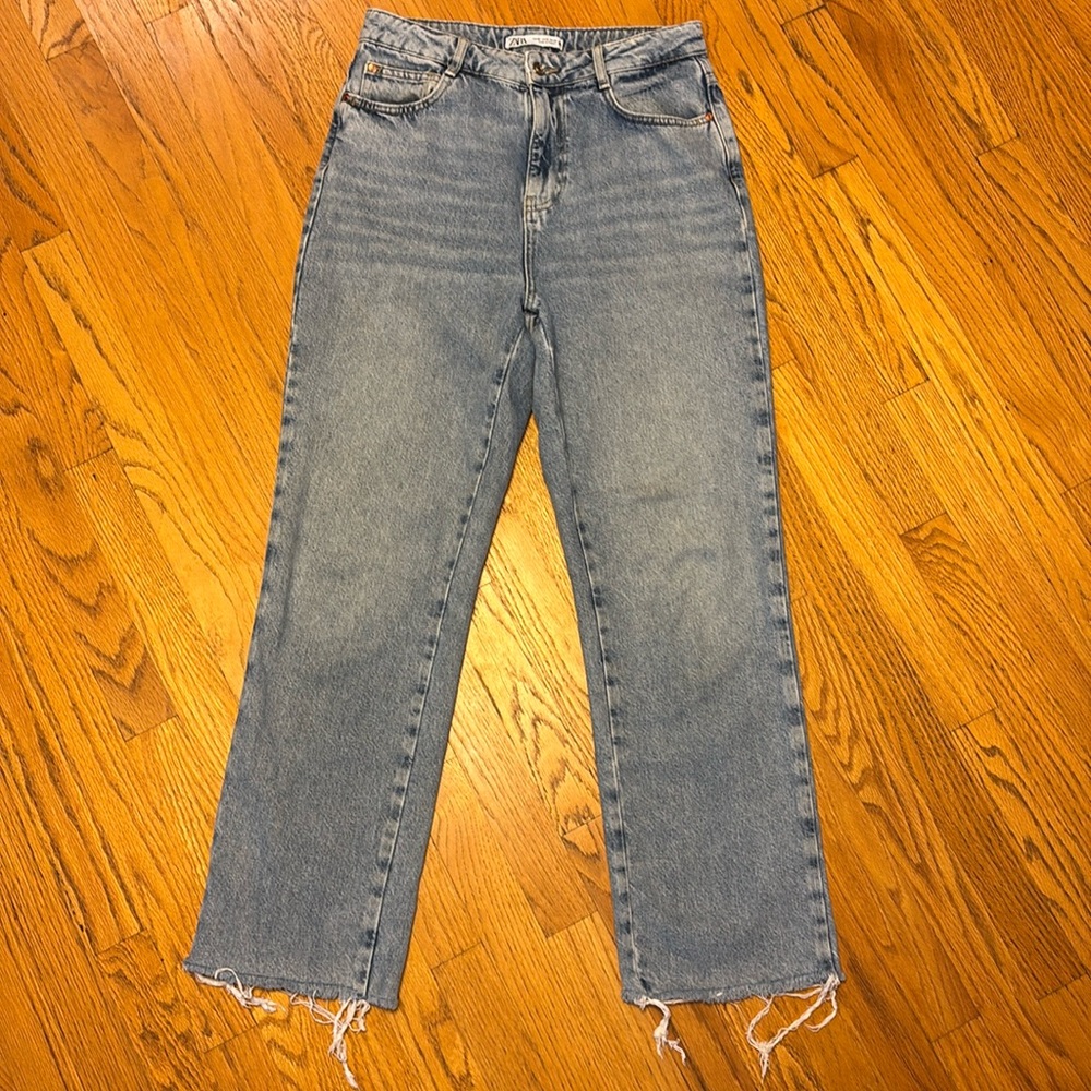 Zara High Waisted Straight Leg Light Wash Blue Jeans Women’s Size 6 - Picture 7 of 14